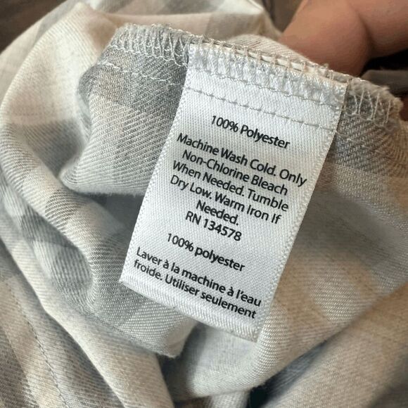 Vineyard Vines Women's Plaid Flannel Relaxed Button Up Shirt Gray White Size 00 - Picture 4 of 7